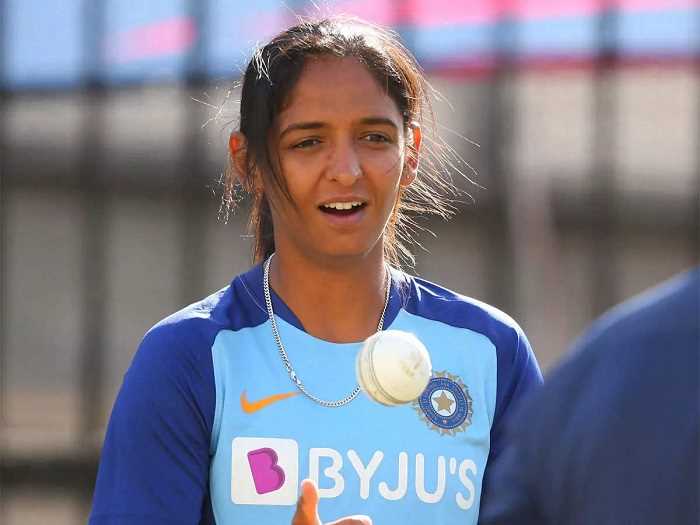 हरमनप्रीत को महिला क्रिकेट टीम की कप्तान बनने पर दी बधाई